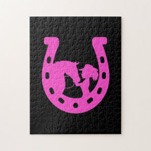 Puzzle Fille avec cheval et Casquette occidental Hot rose