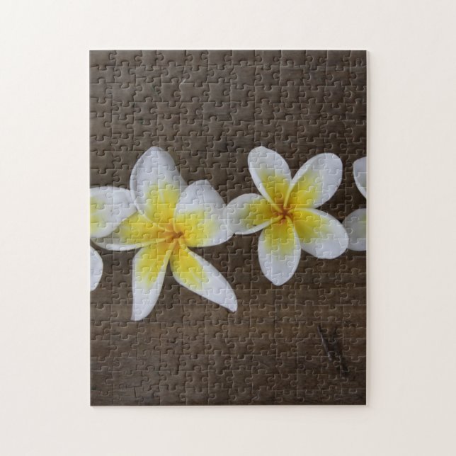 Puzzle Frangipanis Plumeria sur le bois rustique (Vertical)