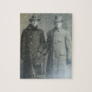 Puzzle Frères Dapper en manteaux RPPC Photo B&W