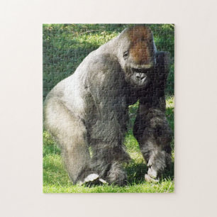 Puzzle Gorille masculin de plaine de Silverback se levant
