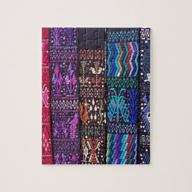 Puzzle Guatemala's beautiful design (Vertical)