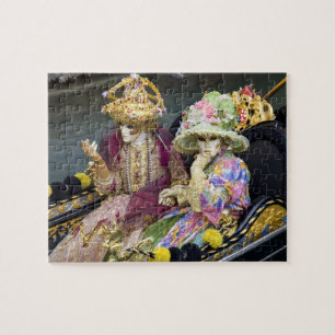 Puzzle Italie, Venise. Couple habillé en costumes pour