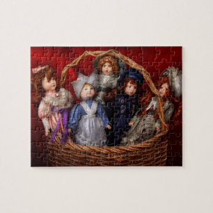 Puzzle Jouet - Poupées - Un panier de poupées victorienne