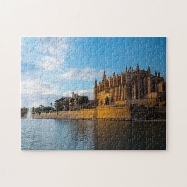 Puzzle Jour à la transition de nuit sur la cathédrale de (Horizontal)