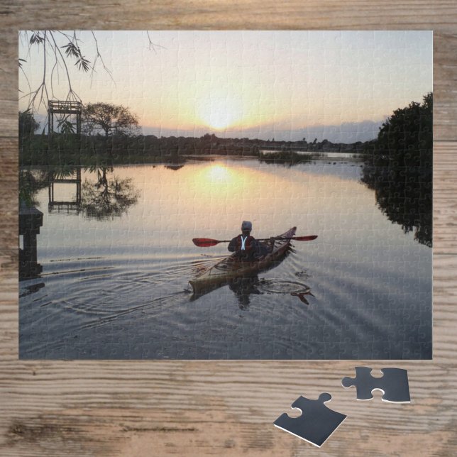 Puzzle Kayaker on Serene Lake Waters Sunrise Landscape (Créateur téléchargé)