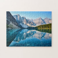 Lac Moraine Dans le parc national Banff du Canada