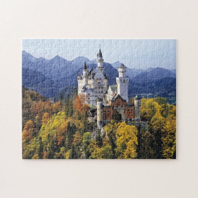 Puzzle Le fantaisiste Neuschwanstein est l'un des trois (Horizontal)