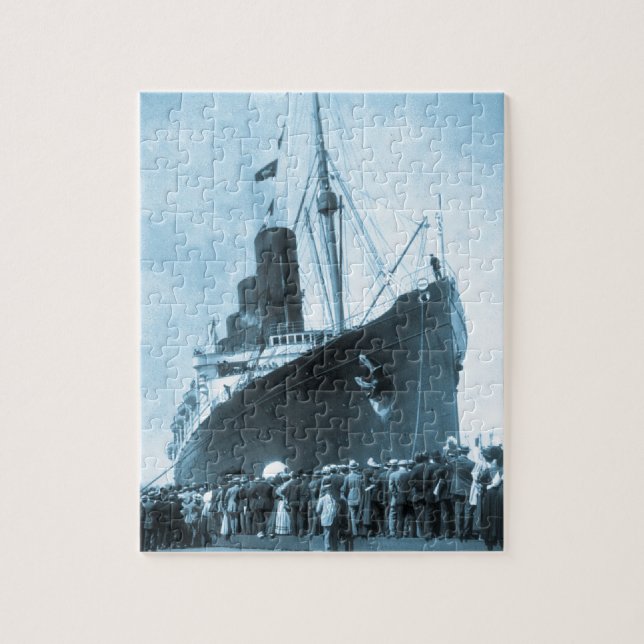 Puzzle Le Lusitania arrive dans le cru de New York (Vertical)