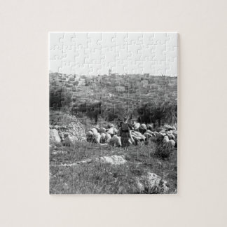 Puzzle Les bergers tendant des troupeaux s'approchent de