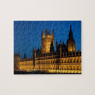Puzzle Les Chambres du Parlement la nuit dans la ville de