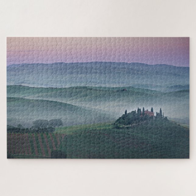 Puzzle Lever de soleil au-dessus d'un paysage brumeux de (Horizontal)