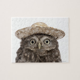 Puzzle Little Owl wearing a straw a