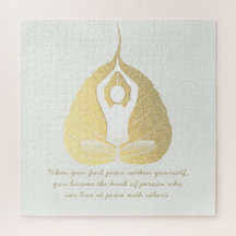 Méditation de l'instructeur de yoga Pose Bodhi Lea