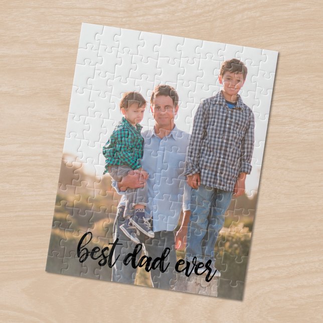 Puzzle Meilleur Papa Jamais Personnalisé Photo Vertical S (Best Dad Ever Custom Vertical Photo Black Script Jigsaw Puzzle, in situ)