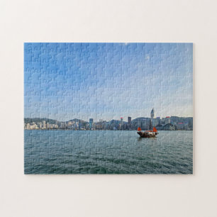 Puzzle mit Blick auf die Skyline und das Schiff vo