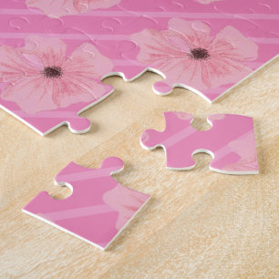 Puzzle mit rosa Blumen und Streifen