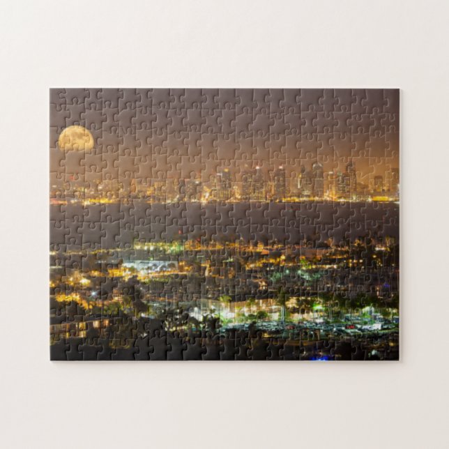 Puzzle Monte-lune au-dessus du ciel de San Diego (Horizontal)