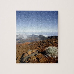 Puzzle Mot d'argent sur la rime du cratère de Haleakala 