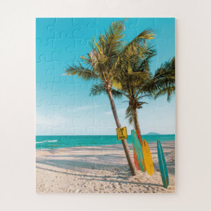 Puzzle Panneaux de surf sur la plage lancer oreiller