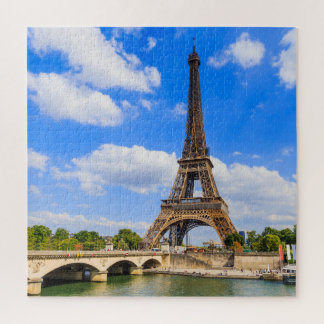 Puzzle Paris, Tour Eiffel et Seine, France.