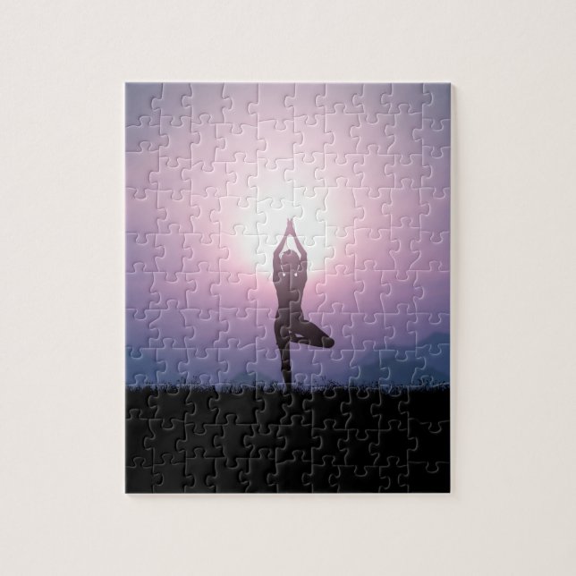 Puzzle Pose de Yoga Arbre Vrksasana Noir Violet (Vertical)