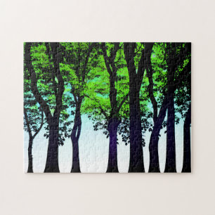 Puzzle Rangée verte d'arbres contre un ciel bleu