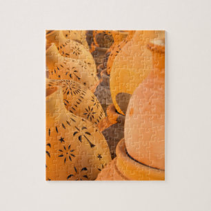 Puzzle Rangées de la poterie de poterie de terre dans