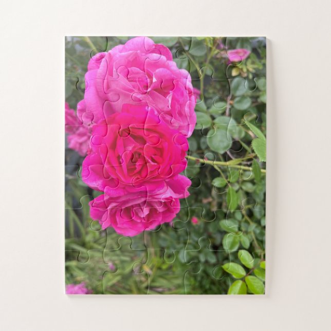 Puzzle Roses triple rose (Vertical)