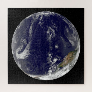 Puzzle Terre Avec Trois Cyclones Tropicaux Dans Le Pacifi
