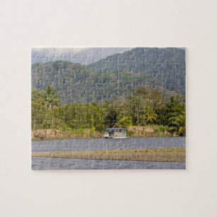 Puzzle Touristes regardant l'estuaire de Guacalillo,