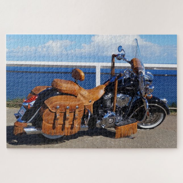 PUZZLE TOURNAGE DE LA MOTOCYCLE SAUDLE ET SACS BROWN (Horizontal)