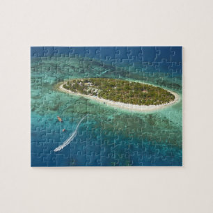 Puzzle Treasure Island Resort and boat, Fiji