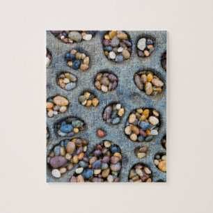 Puzzle Trous remplis de galets, CA