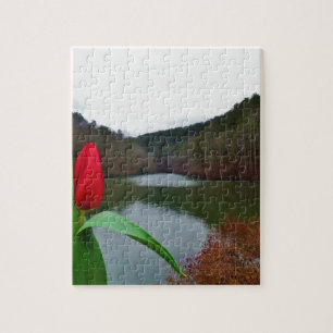 Puzzle Tulipe rouge printanière au lac Arrowhead