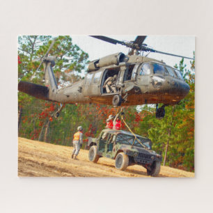 Puzzle UH-60M NOIR HAWK (16 x 20 POUCES)