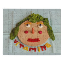un visage de légumes sur
