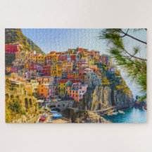 Village italien paisible en bord de mer