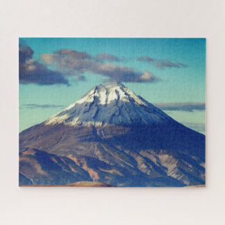Puzzle Vue montagne d'automne : cône enneigé du volcan