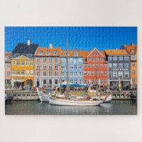 Yachts le long du front de mer coloré Nyhavn Copen