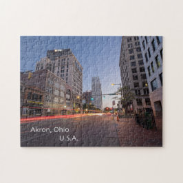 Puzzlespiel Akrons, Ohio mit Geschenkboxen