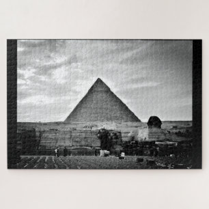 Pyramide und Sphinx