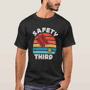 Pyrotechniker SICHERHEIT DRITTE Funny Firecracker T-Shirt
