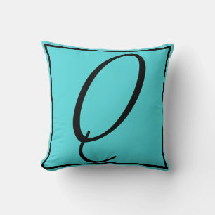 Q ERSTE PILLOW - Buchstabe Q über den Hintergrund Kissen