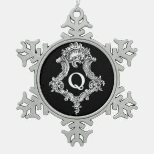Q Monogramm Anfangsornament Schneeflocken Zinn-Ornament