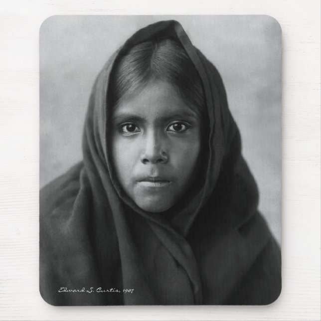 Qahatika Mädchen Mousepad (Vorne)