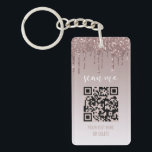 QR Business Card Blush Pink Driving Glitzer Schlüsselanhänger<br><div class="desc">QR Business Card Blush Pink Dripping Glitzer Schlüsselanhänger Diese trendige,  gürtliche und moderne Rose Gold Tropfen Glitzer Visitenkarte ist die perfekte Ergänzung zu Ihren kleinen Werbeartikeln.</div>
