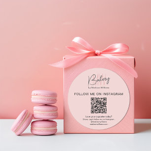 QR-Code-Bäckerei Monogram-Logo Pink Business Stick Runder Aufkleber