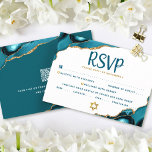 QR-Code Bat Mitzvah Turquoise Agate Bold RSVP-Kart Einladung<br><div class="desc">Seien Sie stolz, freuen Sie sich und feiern Sie diesen Meilenstein Ihres Lieblings-Bat Mitzvah mit dieser coolen, einzigartigen, modernen, personalisierten UAWG Insert-Karte für Ihre Veranstaltung! Die dunkle aquamarine Schrift-Typografie überlagert einen einfachen, sauberen, weißen Hintergrund mit türkisblauen agaten Felsen, die mit den Imitaten goldenen Venen akustisch hervorgehoben sind. Auf der Rückseite,...</div>