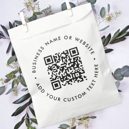 QR Code Business Minimalist Clean Simple White Geschenktütchen