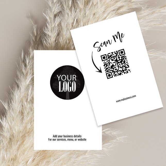 QR-Code für einfaches Business-Logo Minimalistisch (Add your logo simple display card)